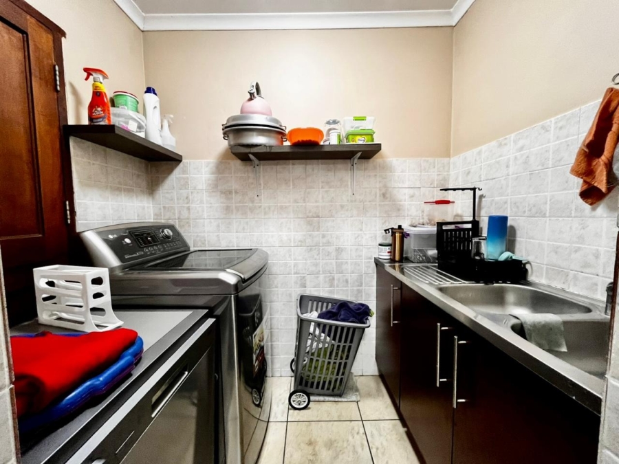 3 Bedroom Property for Sale in Waterval East North West